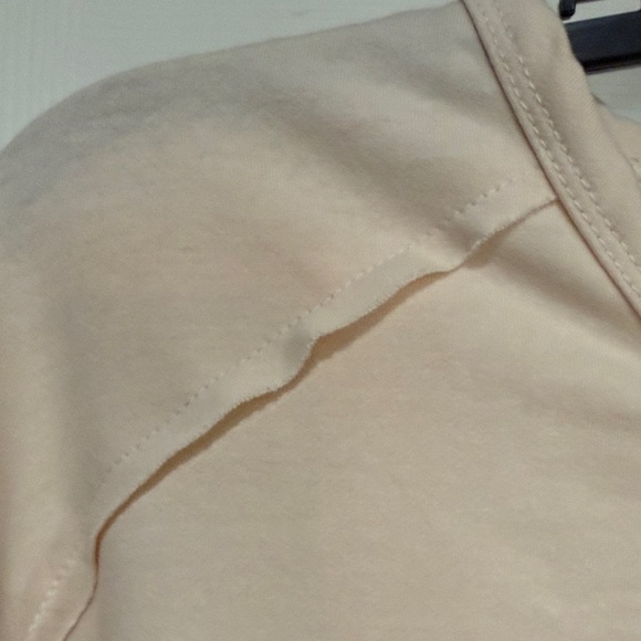 NWOT Online Boutique Floral Appliqué Beige Long Sleeve Top - Picture 2 of 11